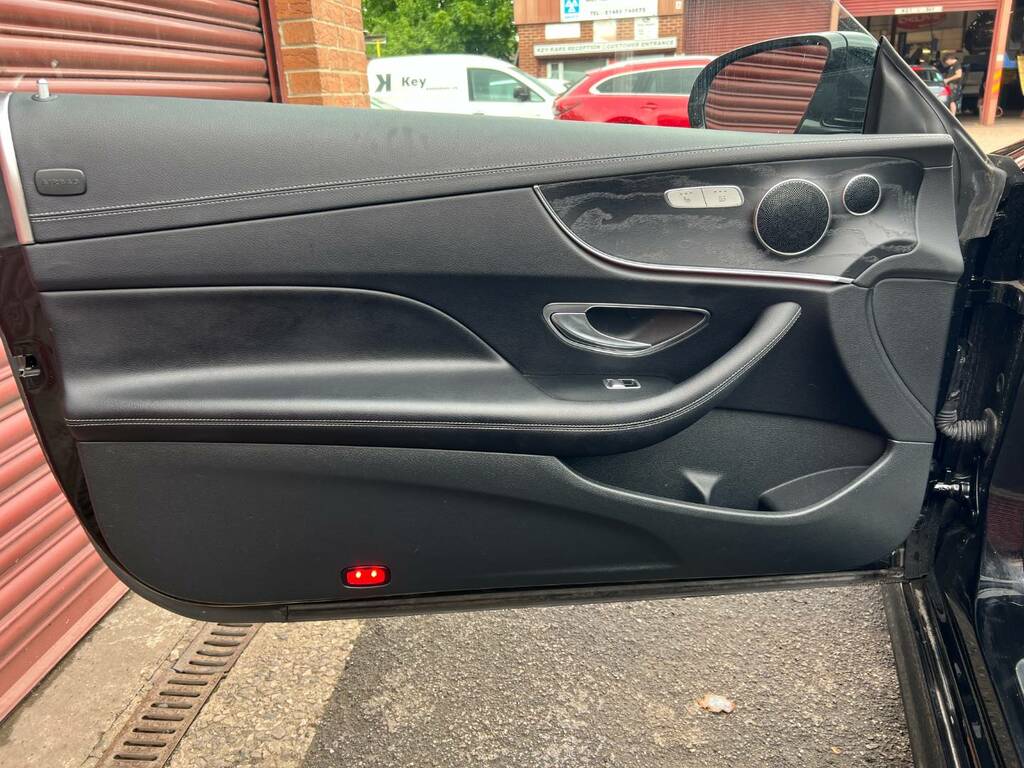 Mercedes-Benz E Class E400 4Matic Amg Line 9G-tronic Black #15