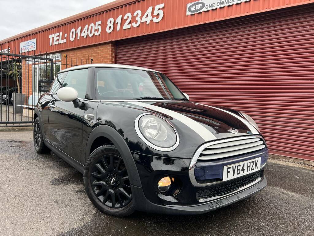 Mini Hatch 1.5 Cooper D Black