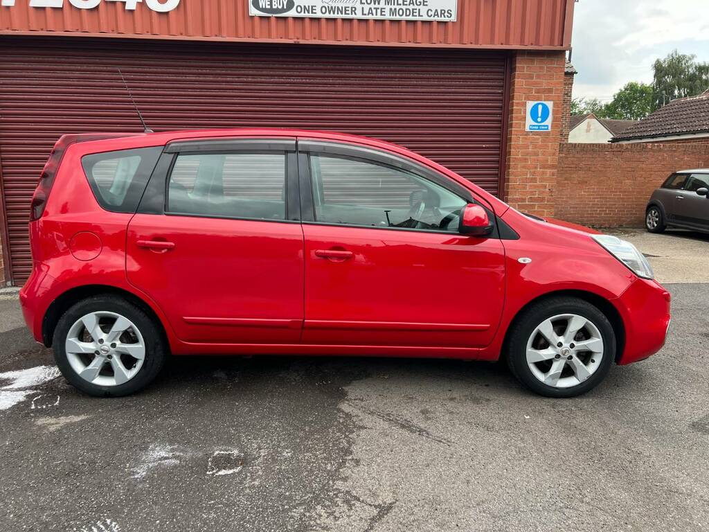 Nissan Note 1.6 Acenta Red #4