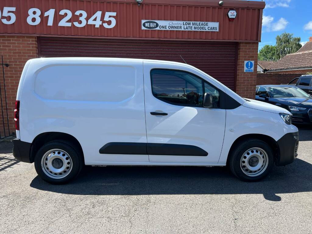 Peugeot Partner 1000 1.5 Bluehdi 100 Professional Premium Van White #5