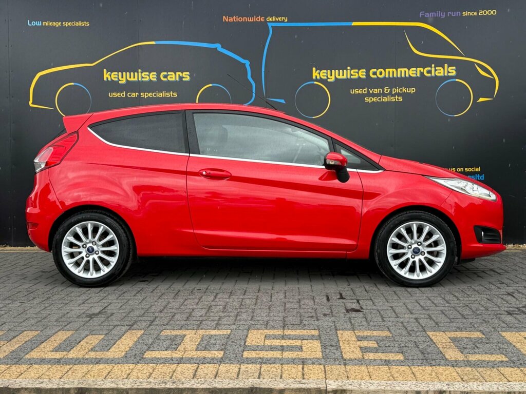 Ford Fiesta 1.0T Ecoboost Titanium X Euro 5 Ss CE14OPP Red #6