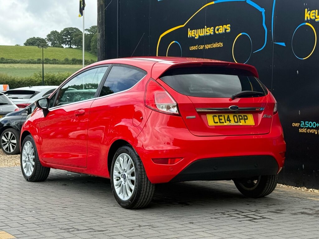 Ford Fiesta 1.0T Ecoboost Titanium X Euro 5 Ss CE14OPP Red #3