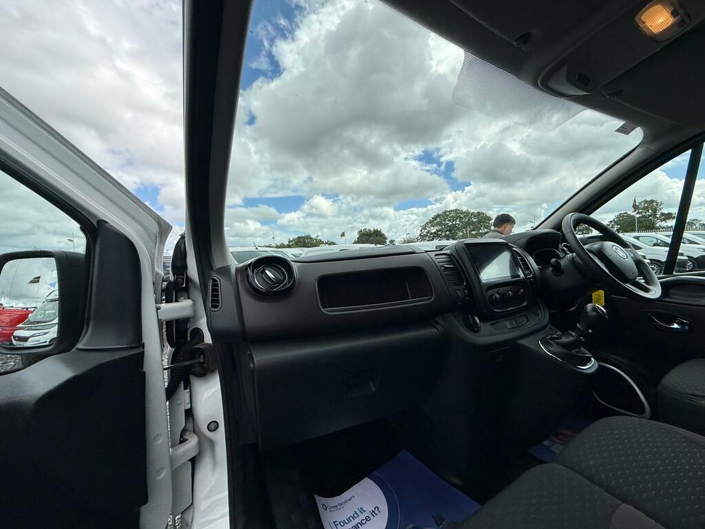 Fiat Talento White #15