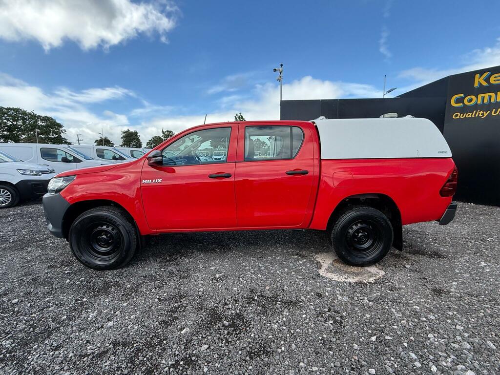 Toyota HILUX 2.4 D-4d Active 4Wd Euro 6 3.5T Red #3
