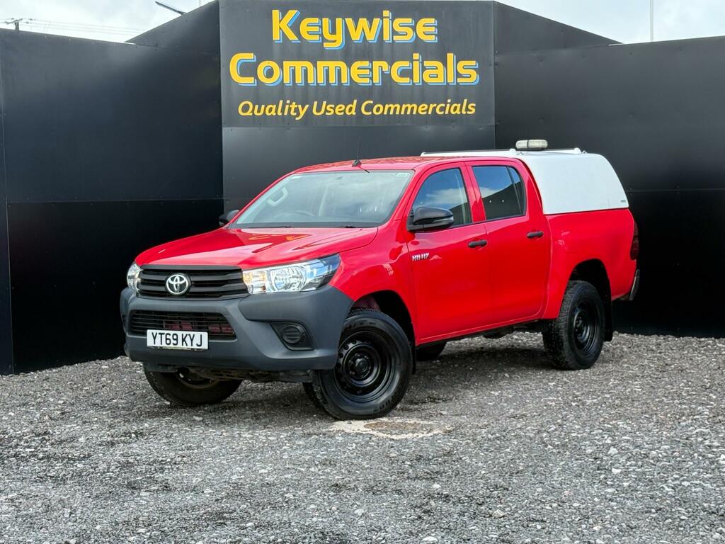 Toyota HILUX 2.4 D-4d Active 4Wd Euro 6 3.5T Red