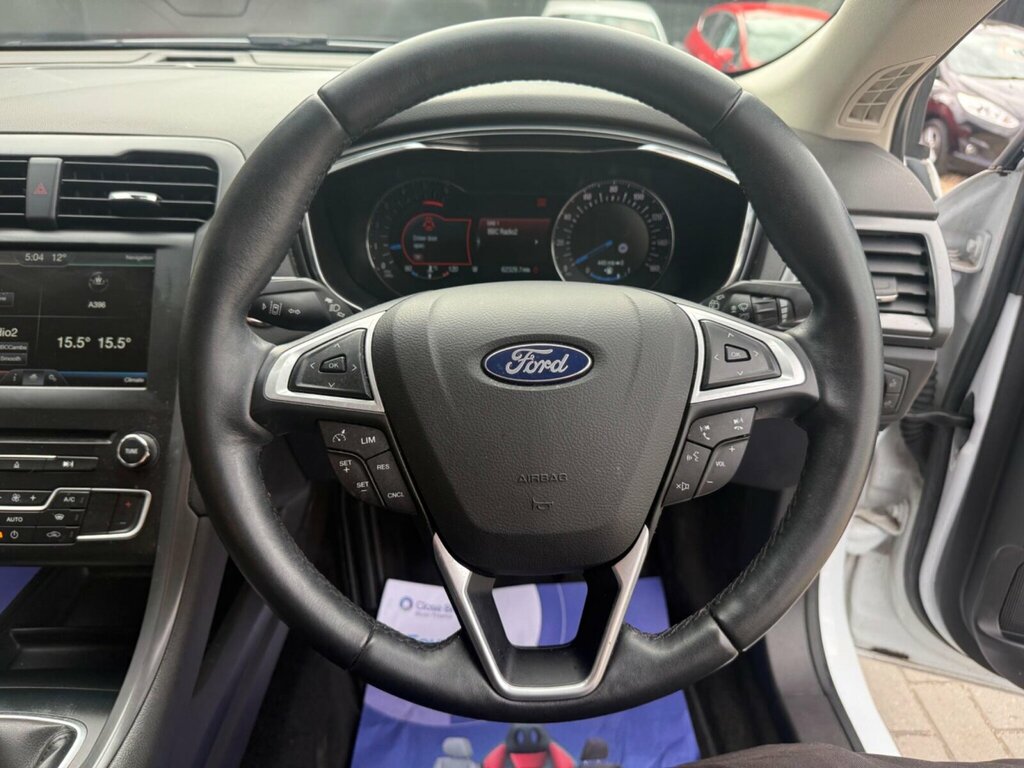 Ford Mondeo Hatchback Black #22