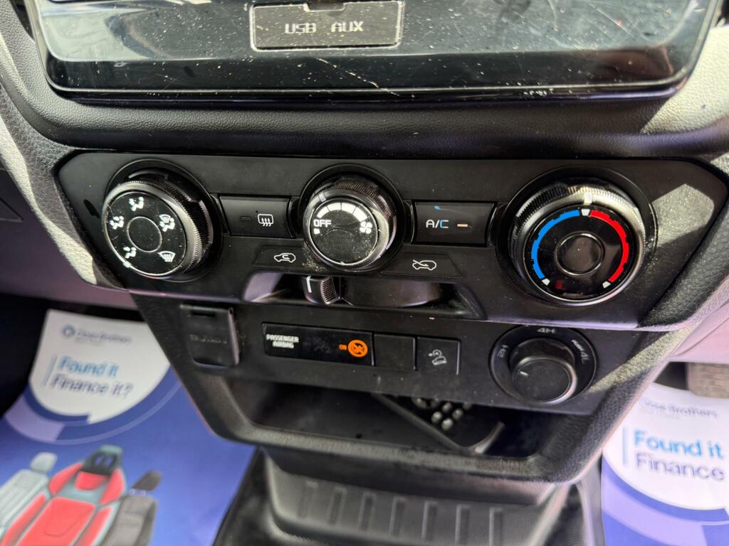 Isuzu D-Max Dl40 Red #21