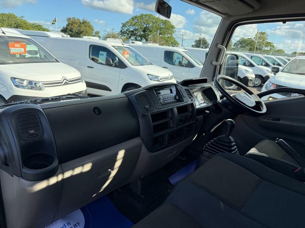 Nissan NT400 Cabstar 3.0 Dci 35.13 Tipper L1 White #13