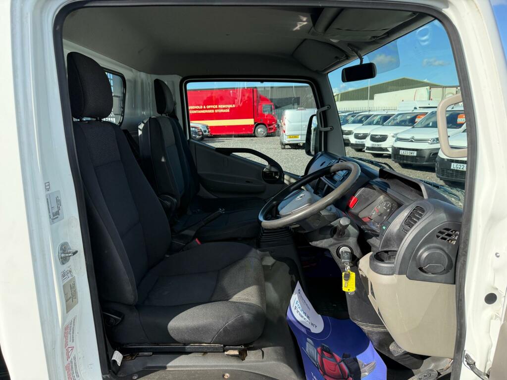 Nissan NT400 Cabstar 3.0 Dci 35.13 Tipper L1 White #9