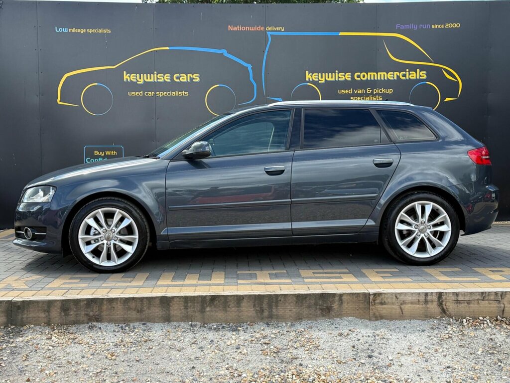 Audi A3 2.0 Tdi Sport Sportback Euro 5 Ss Grey #2