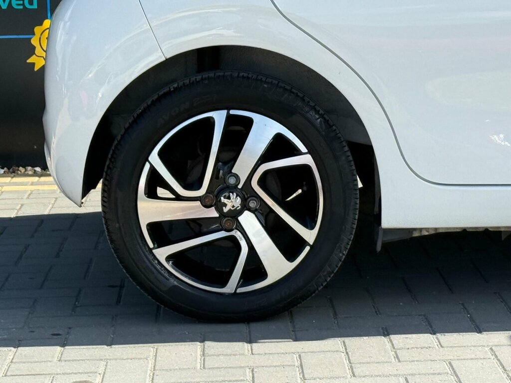 Peugeot 108 1.0 Active 68 Bhp White #10