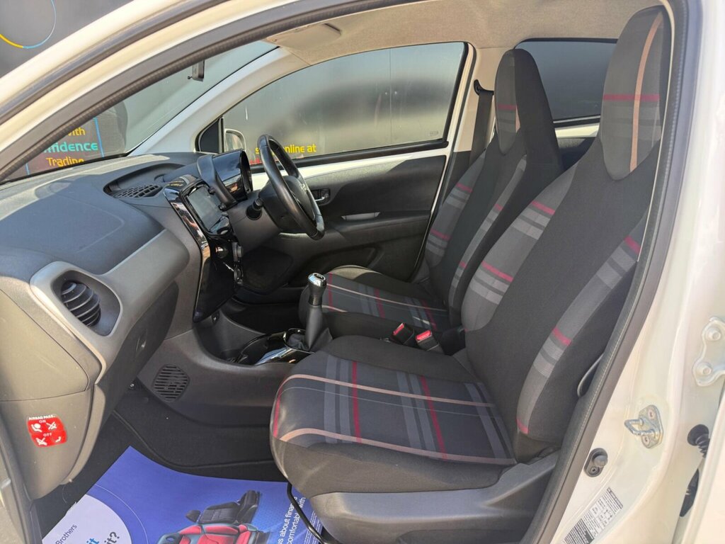 Peugeot 108 1.0 Active 68 Bhp White #16