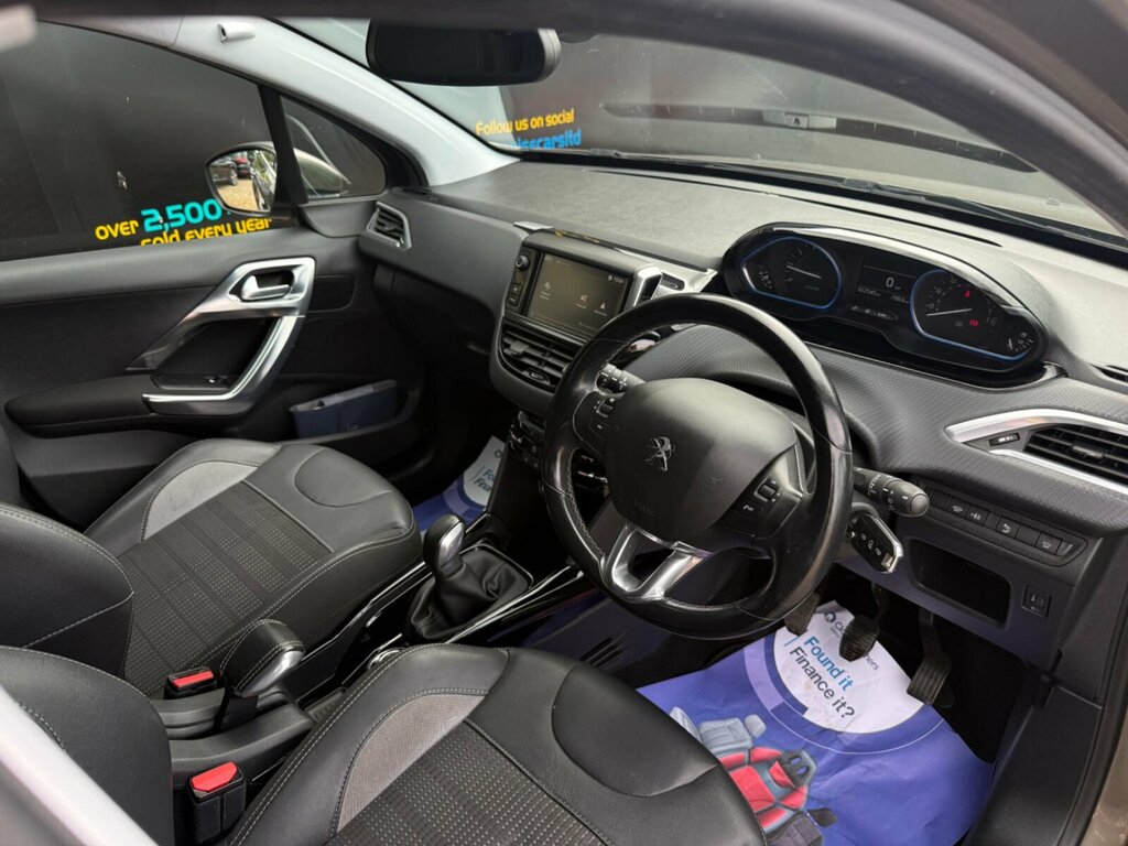 Peugeot 2008 White #21