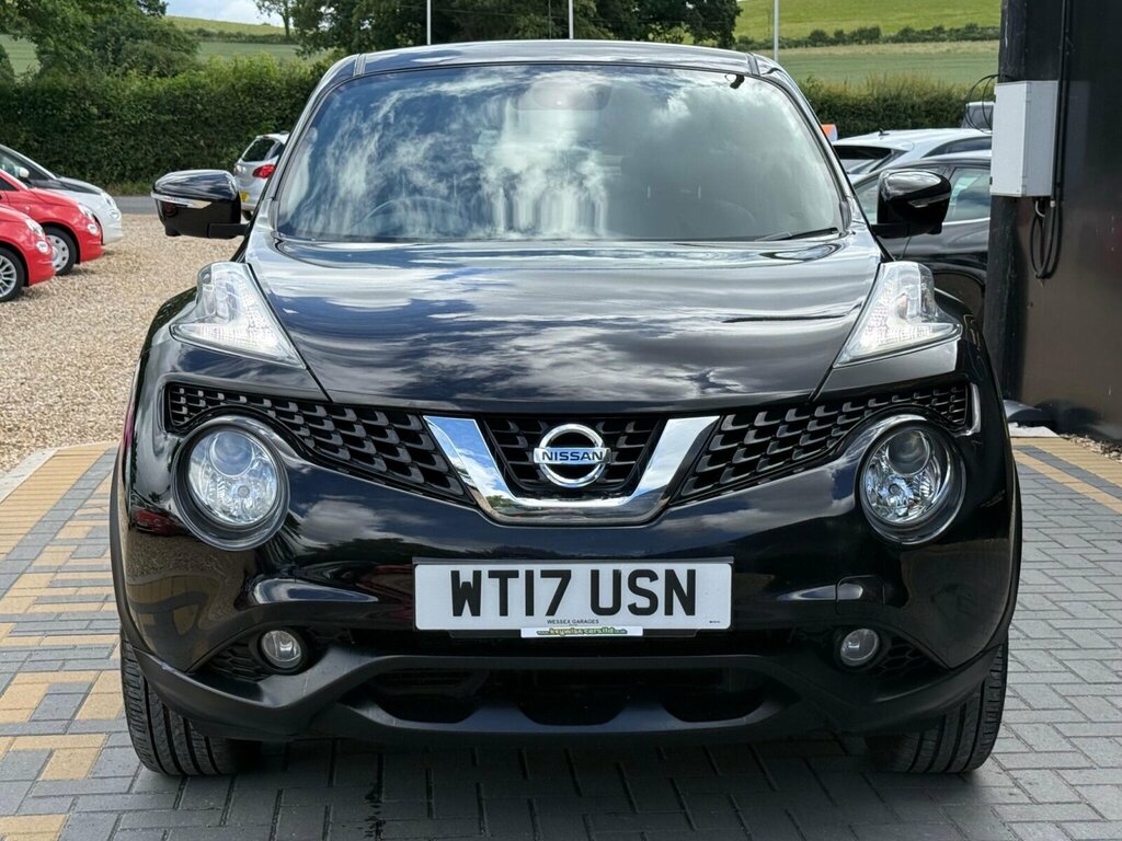 Nissan Juke Red #8