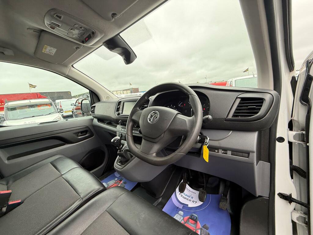 Vauxhall Vivaro 1.6 Combi Cdti 9 Silver #11