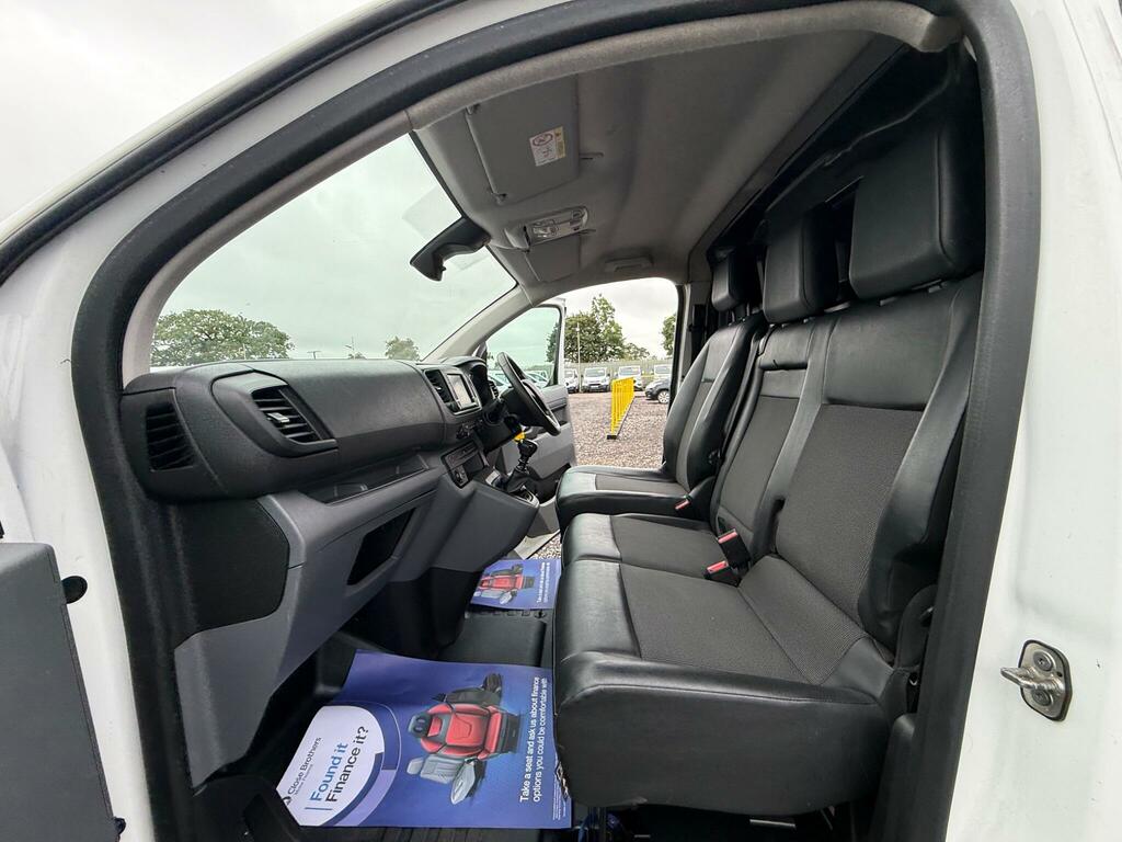 Vauxhall Vivaro 1.6 Combi Cdti 9 Silver #21