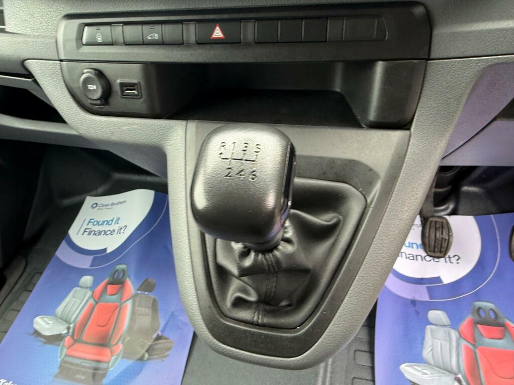 Vauxhall Vivaro 1.6 Combi Cdti 9 Silver #25