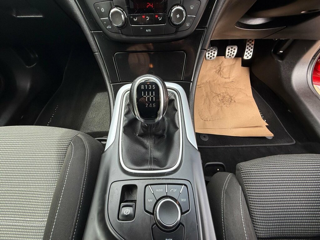 Vauxhall Insignia Hatchback Grey #25