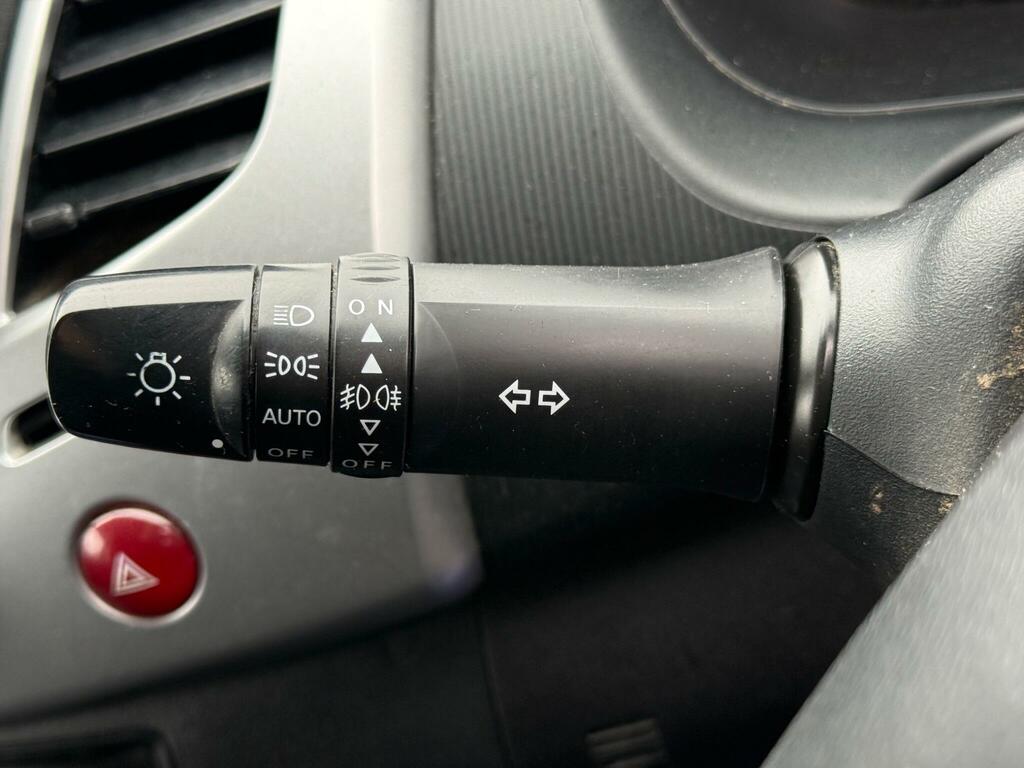 Mitsubishi L200 Van Di Green #27