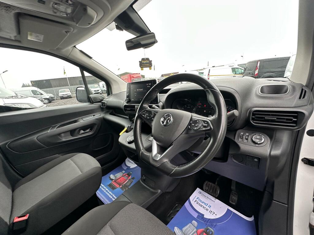 Vauxhall Combo 1.5 Turbo D 2000 Sportive Panel Van Man Grey #11
