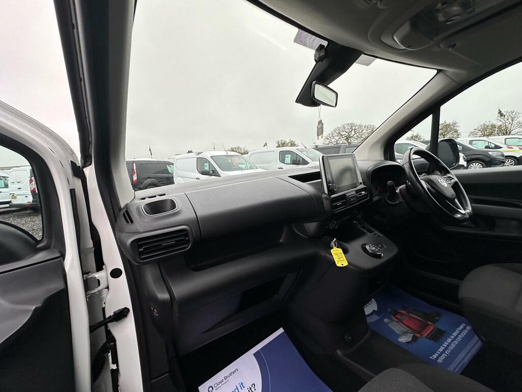 Vauxhall Combo 1.5 Turbo D 2000 Sportive Panel Van Man Grey #20