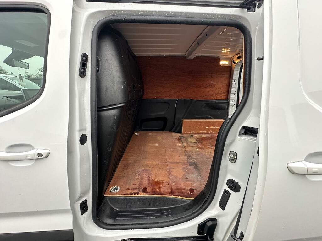 Vauxhall Combo 1.5 Turbo D 2000 Sportive Panel Van Man Grey #16