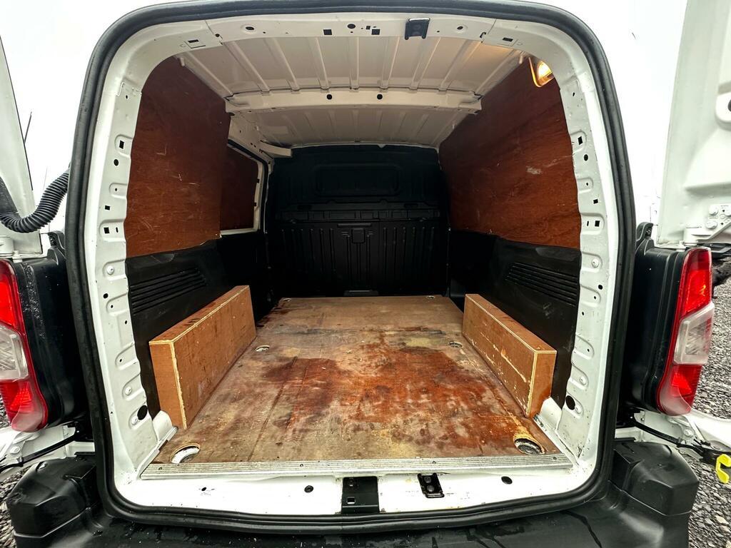 Vauxhall Combo 1.5 Turbo D 2000 Sportive Panel Van Man Grey #15