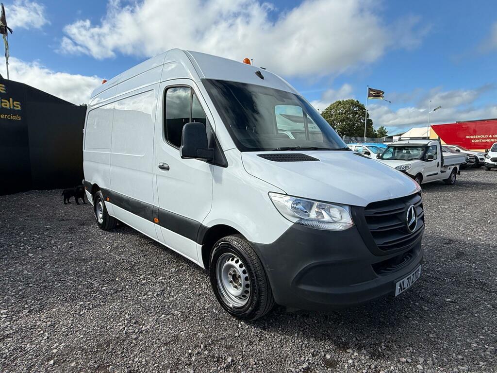 Mercedes-Benz Sprinter 2L Progressive White #8