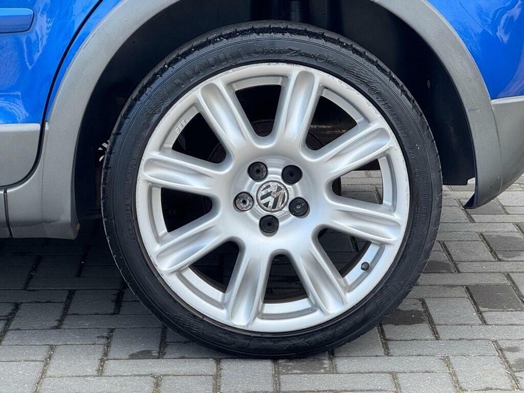Volkswagen Polo 1.2 E 63 Bhp Black #11