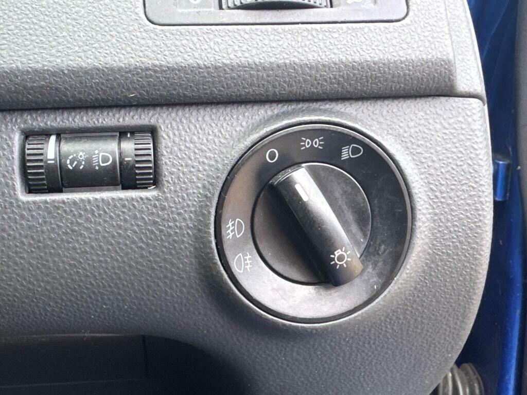 Volkswagen Polo 1.2 E 63 Bhp Black #25