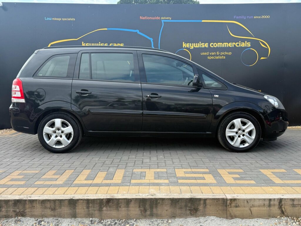 Vauxhall Zafira Tourer 1.8 16V Exclusiv Euro 5 Black #6