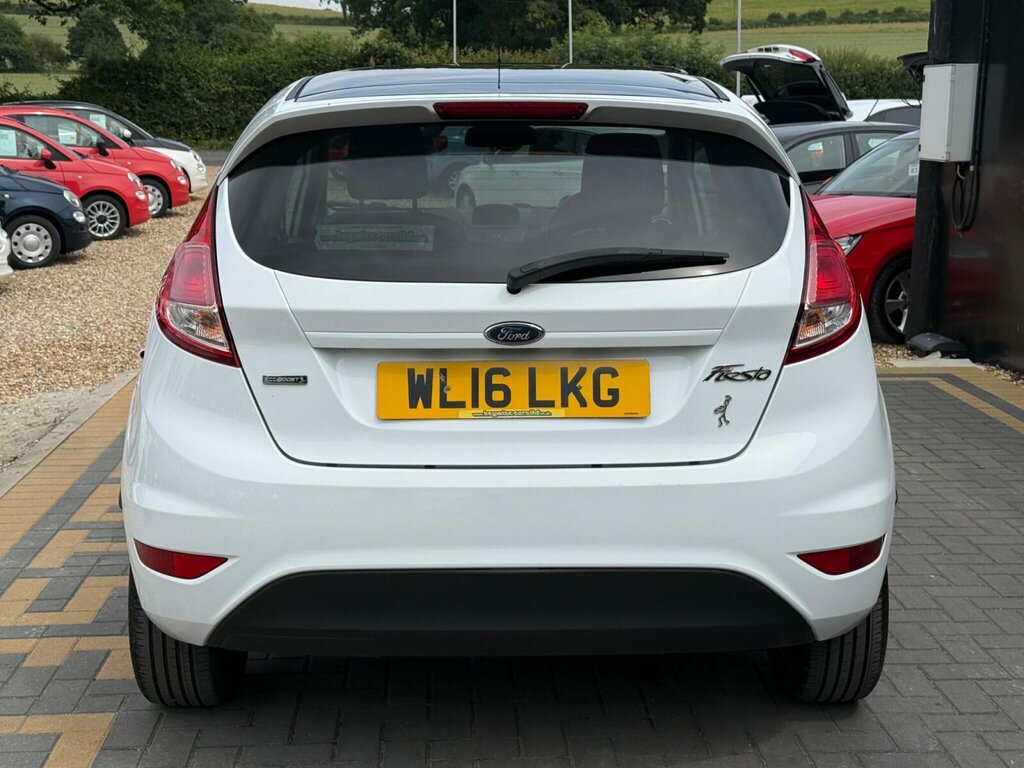 Ford Fiesta 1.0T Ecoboost Zetec White Edition Euro 6 Ss White #4