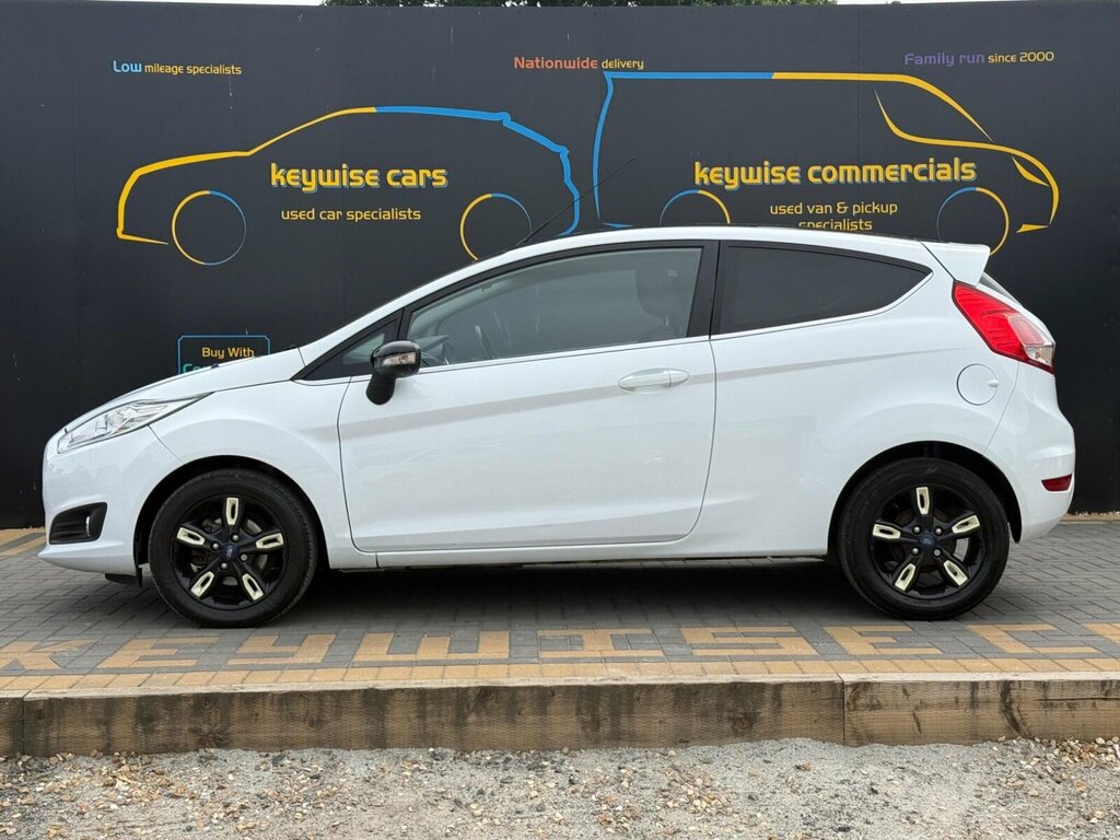 Ford Fiesta 1.0T Ecoboost Zetec White Edition Euro 6 Ss White #2