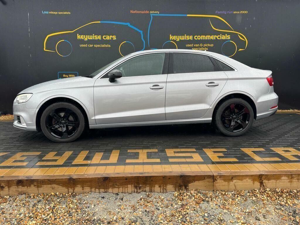 Audi A3 1.6 Tdi Sport S Tronic Euro 6 Ss Silver #2
