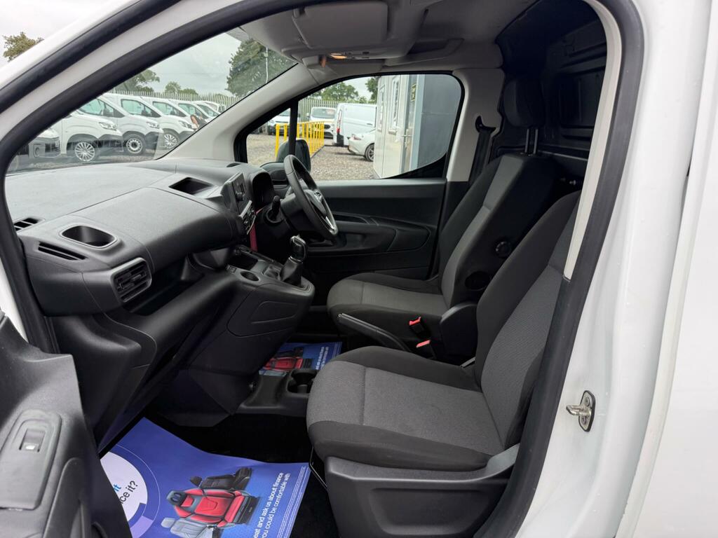 Vauxhall Combo 1.2 Turbo Energy Euro 6 Ss Black #19