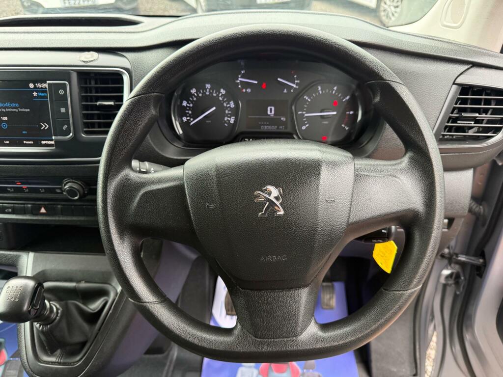 Peugeot Expert Diesel White #22