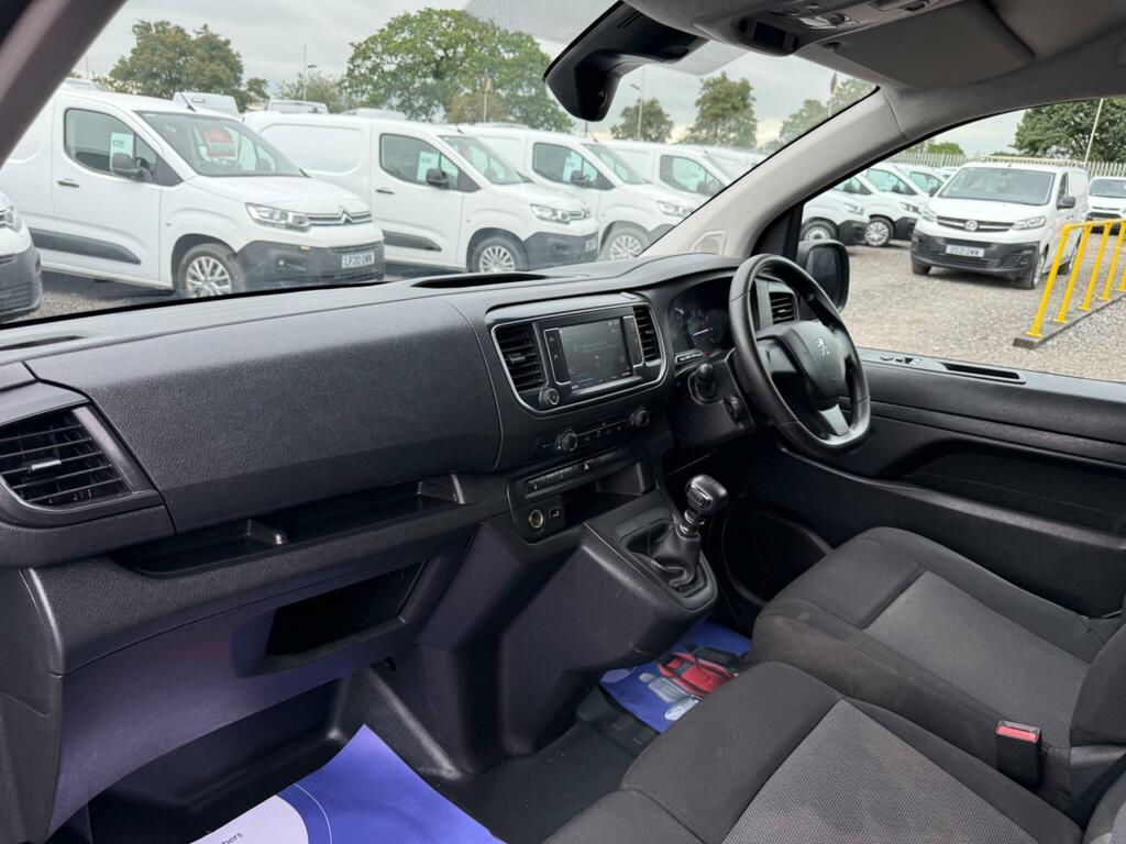 Peugeot Expert Diesel White #14