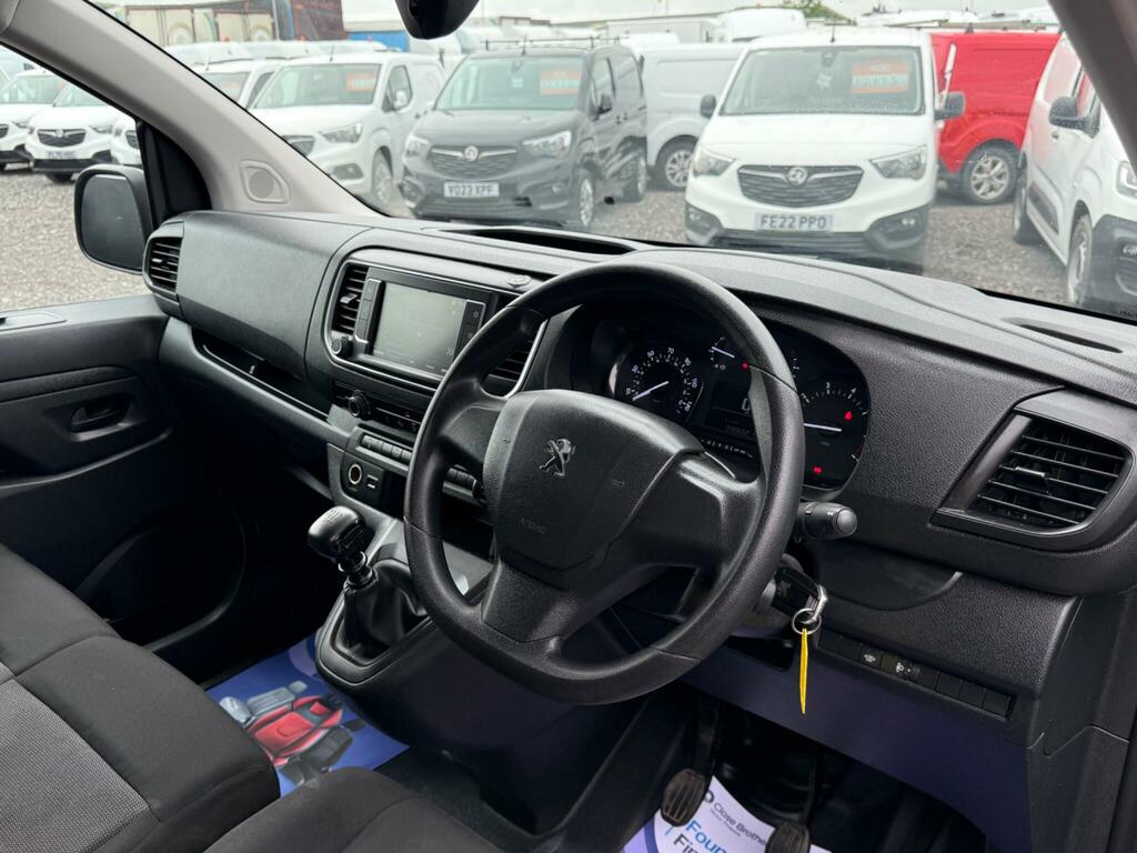 Peugeot Expert Diesel White #11
