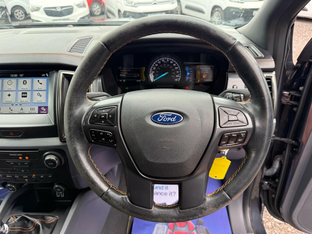 Ford Ranger Pick Up Double Cab Wildtrak 3.2 Tdci 200 Black #30