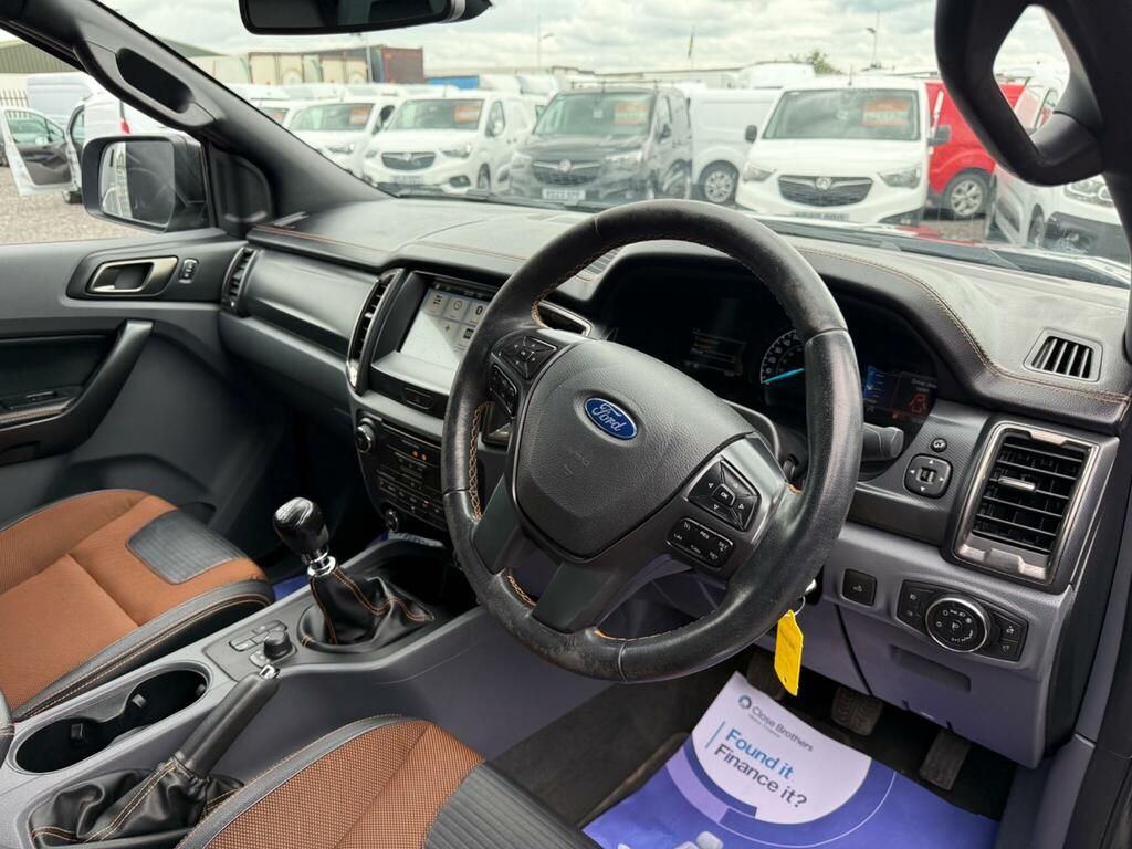 Ford Ranger Pick Up Double Cab Wildtrak 3.2 Tdci 200 Black #10