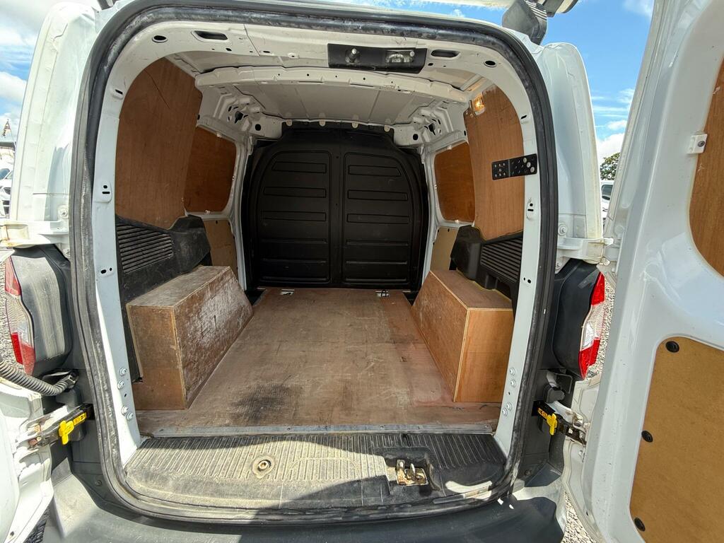Ford Transit Courier Courier 1.5 Tdci L1 Swb Trend Ac 74Bhp Euro6 Ul White #21