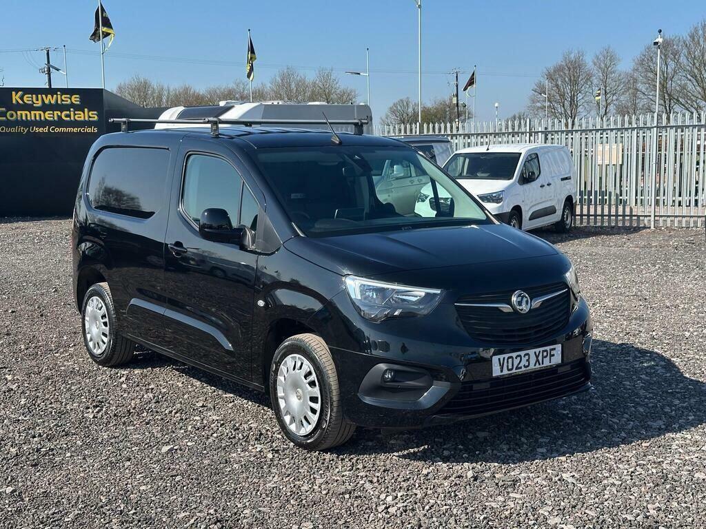 Vauxhall Combo Diesel White #8