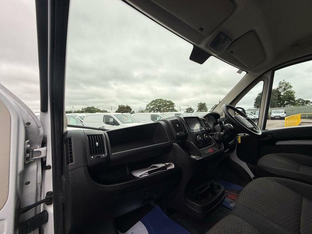 Citroen Relay 2.2L Bluehdi 35 Enterprise Edition Panel Van D White #20
