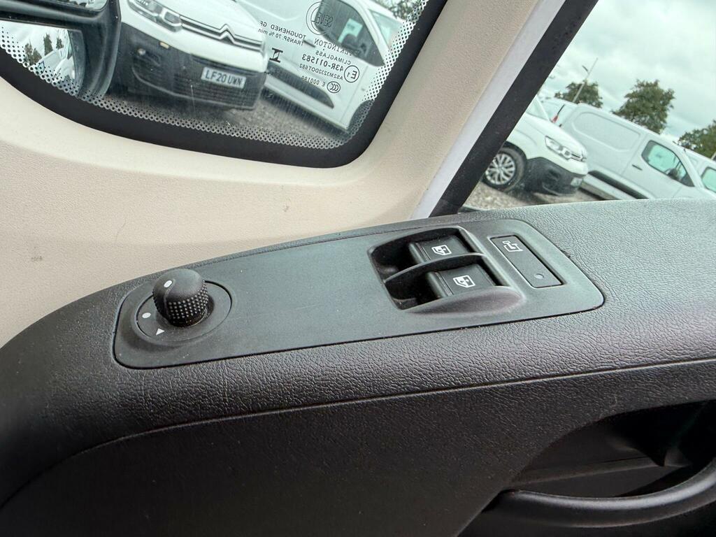 Citroen Relay 2.2L Bluehdi 35 Enterprise Edition Panel Van D White #29