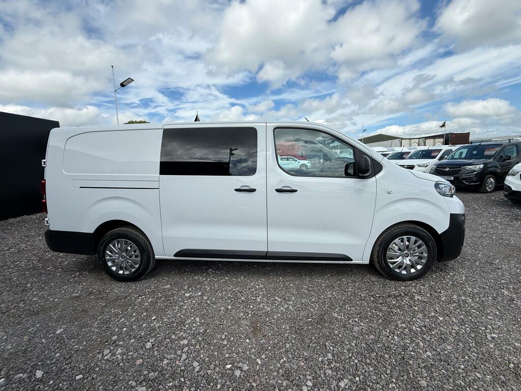 Peugeot Expert Professional Premium White #7