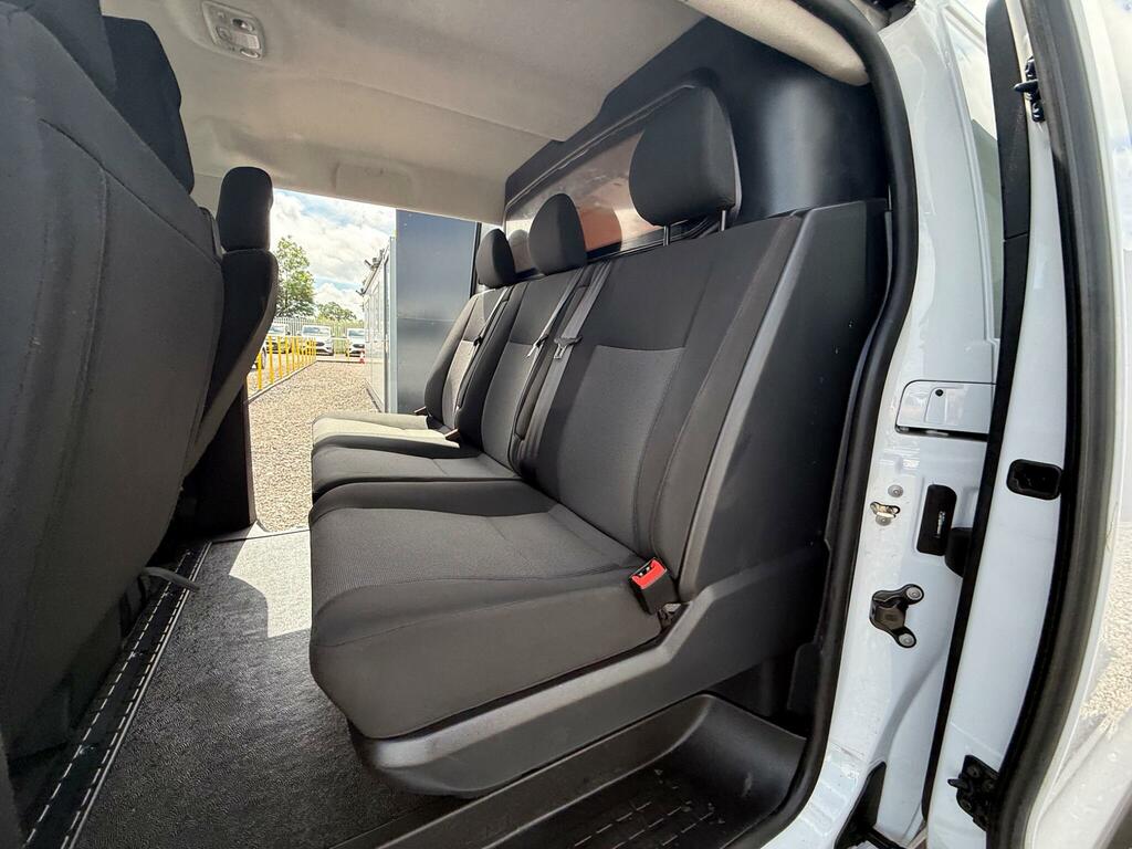 Peugeot Expert Professional Premium White #17