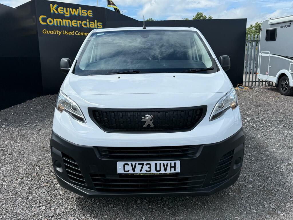 Peugeot Expert Professional Premium White #9