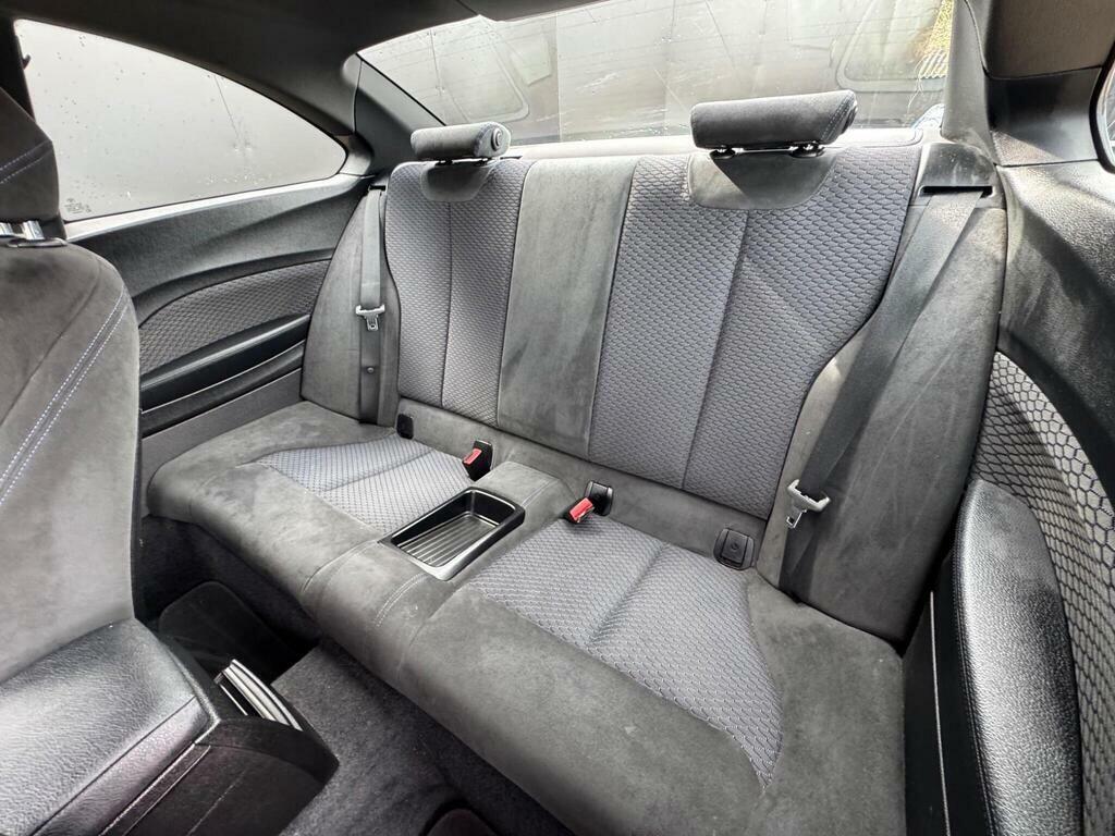BMW 2 Series 218D Sport White #19