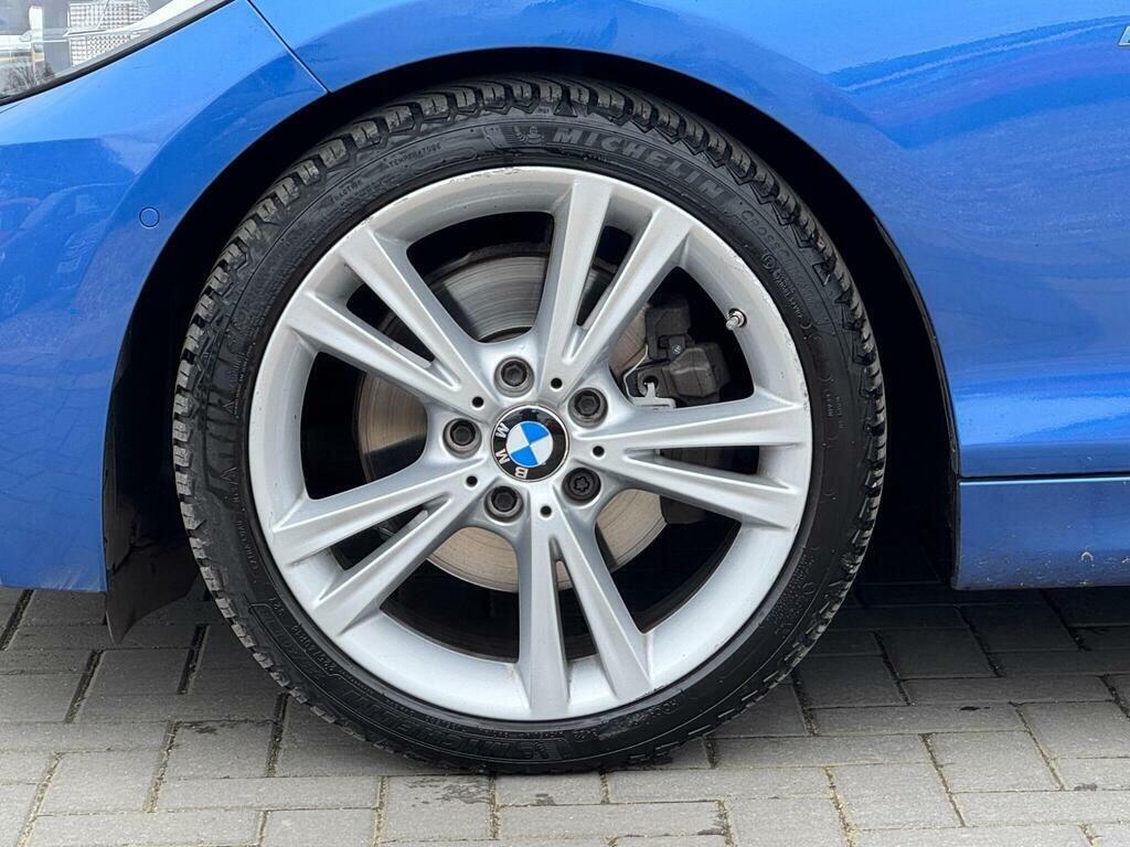 BMW 2 Series 218D Luxury Active Tourer Black #11