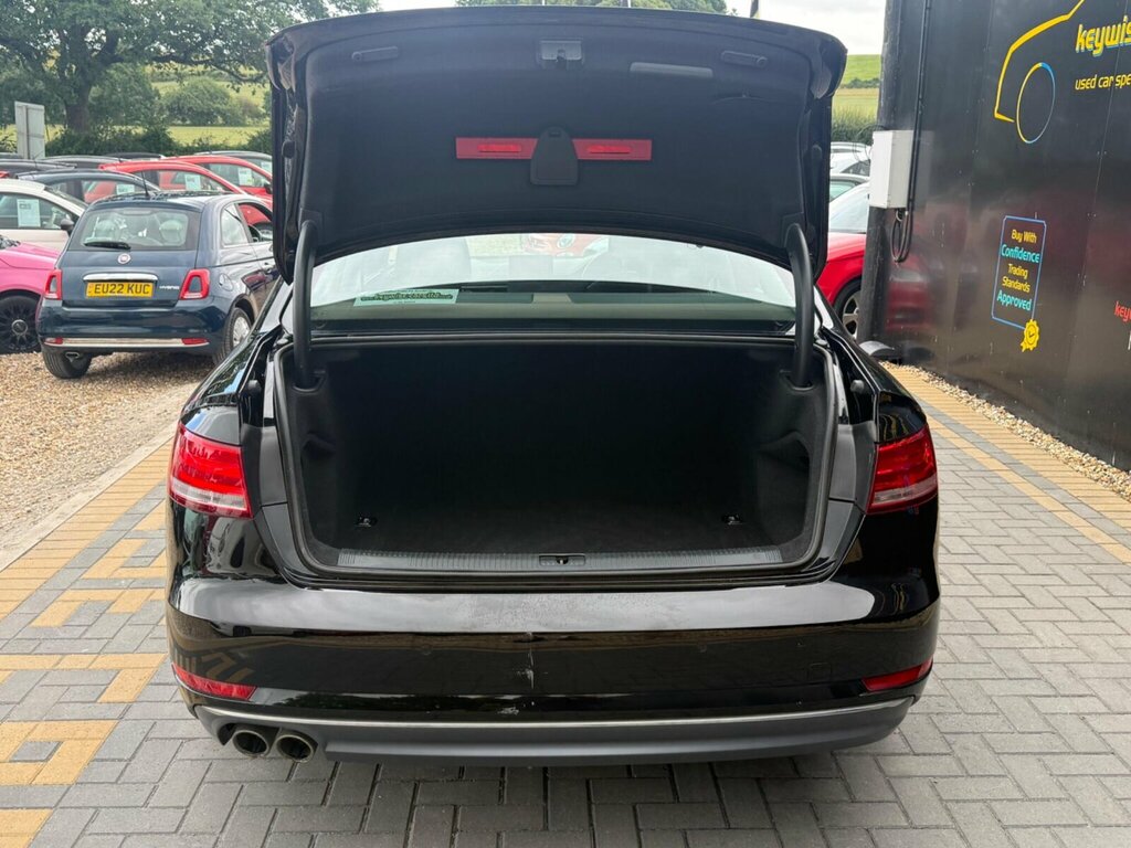 Audi A4 2.0 Tdi S Line 188 Bhp White #13